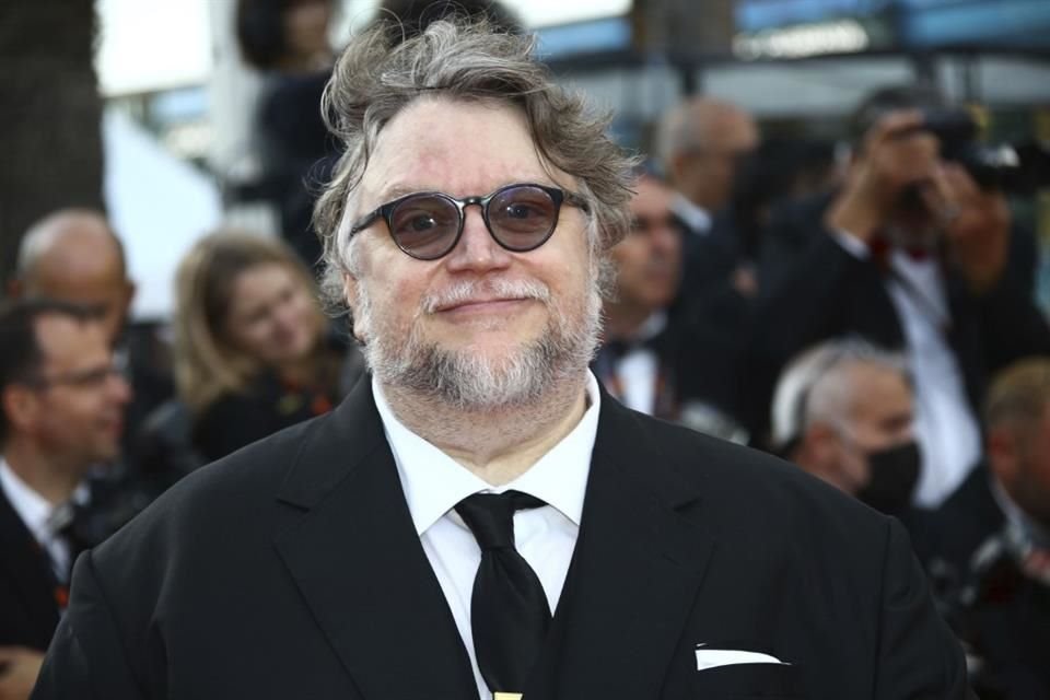 El cineasta Guillermo del Toro abrió una cuenta de Instagram bajo el usuario 'gdtreal'; en su primer día alcanzó más de 22 mil seguidores.