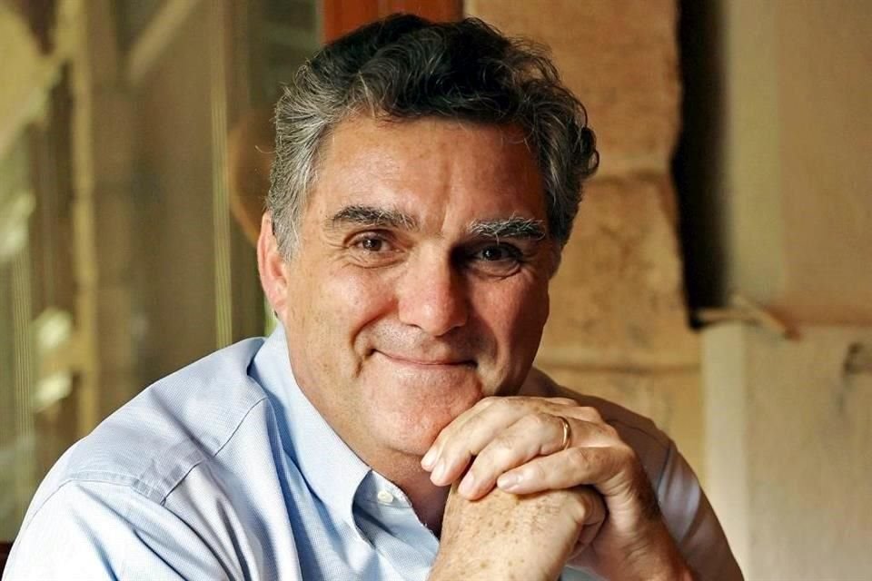 Durante más de tres décadas, la vocación de servicio ha marcado la vida de Agustín Landa.