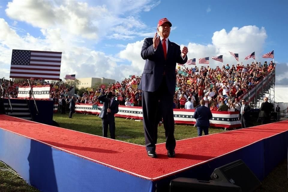 Donald Trump durante un mitin en Miami para apoyar al senador Marco Rubio.