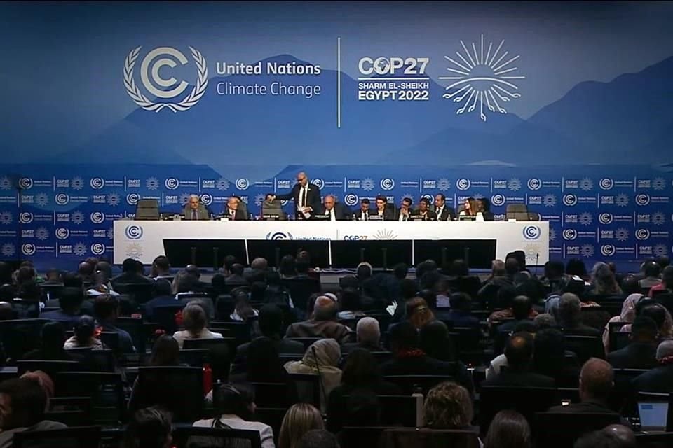 Delegados de unos 200 países asistieron ayer a la ceremonia de apertura de la Conferencia de las Naciones Unidas sobre el Cambio Climático, en Egipto.