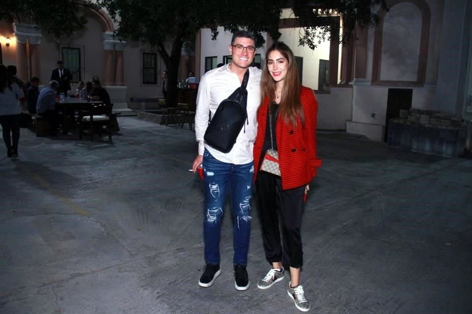 Óscar Zorola y Paulina Ortiz