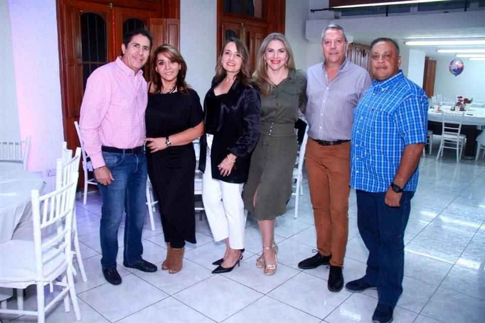 Martín Ogazón,  Carmen Milán de Ogazon, Marla González,Cecy Guerra de Guadiana,  Leonel Guadiana González y David Palafox