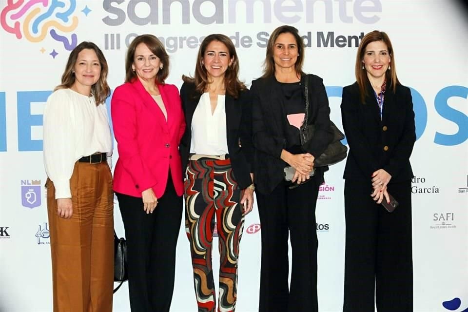 Cristina Cortés, Tutuy Escámez, Irene Ovalle, Cristina Canales y Cristina Montemayor <br>