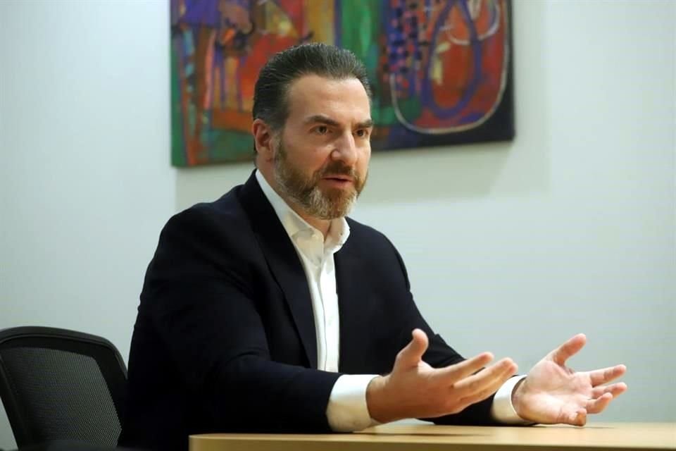 Adrián de la Garza.