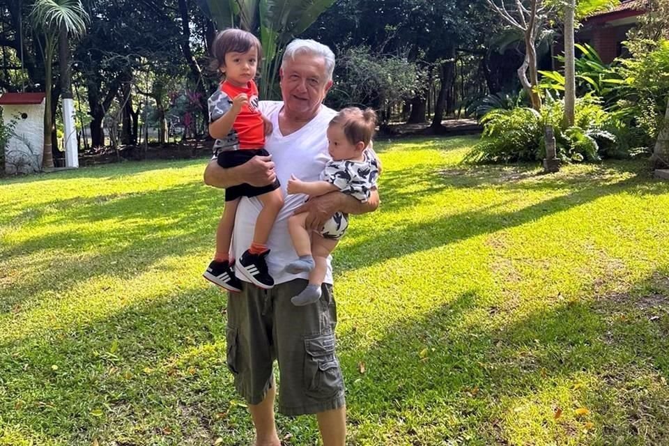El Presidente se encuentra en su finca en Chiapas.