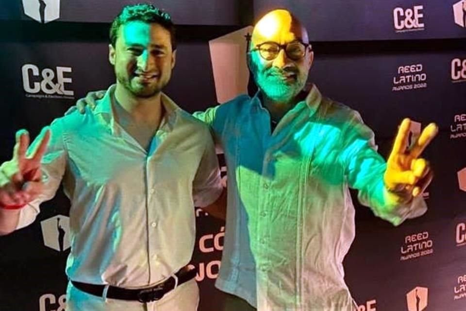 Glen Villarreal y los tres funcionarios que lo acompañan compartieron imágenes en la Ciudad de Panamá.