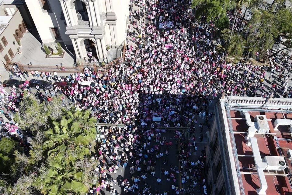 La marcha arrancó en Zaragoza y 5 de Mayo.