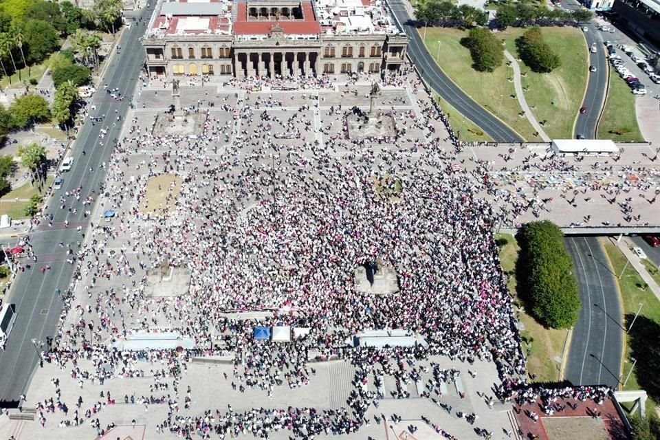 Más de 25 mil personas acudieron a la marcha en el Centro.