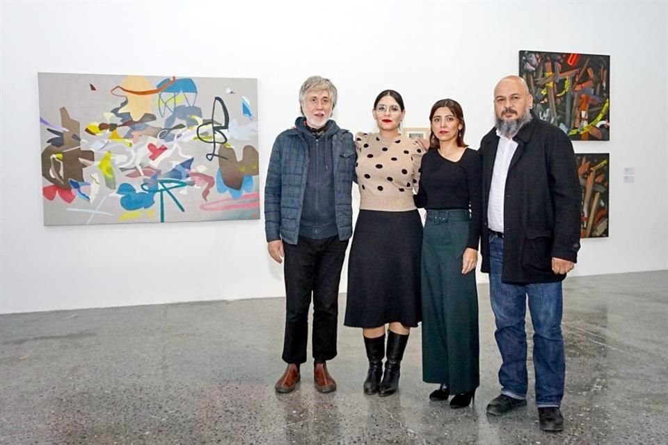 Guillermo Santamarina (izq. a der), curador; Ninfa Romero, Secretaria Técnica de Conarte; Elisa Téllez, de la Dirección del Centro de las Artes, y Jesús Rodríguez, de Fomento a la Creación de Conarte.