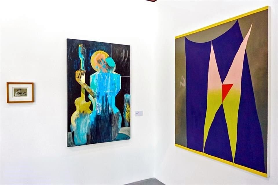 Entre las piezas seleccionadas se exponen pinturas, esculturas y fotografías, entre otras artes visuales.