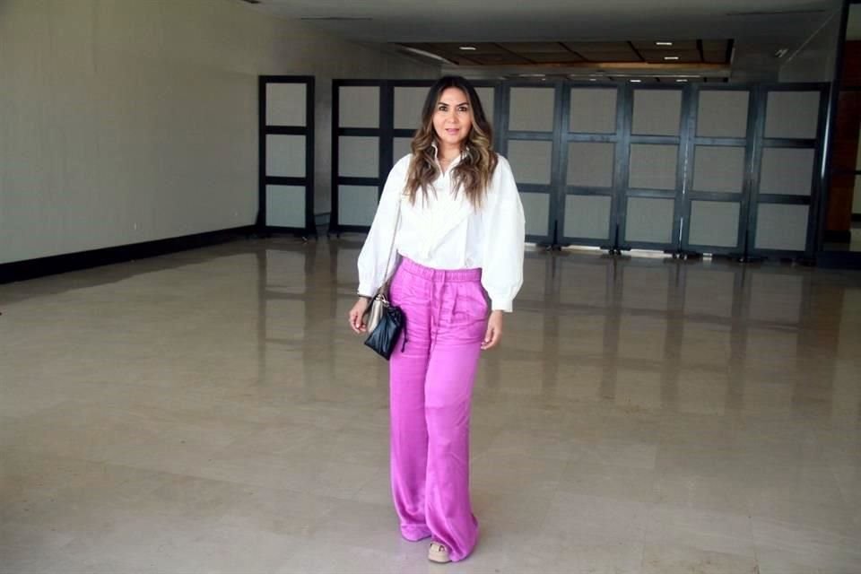 Mayela Lumbreras