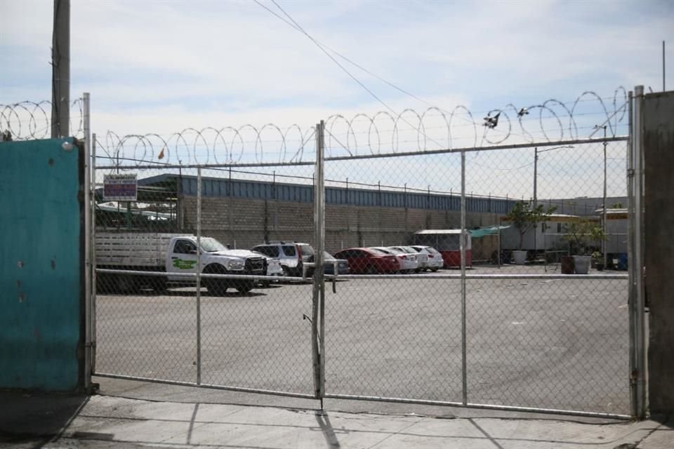 Las quejas de los vecinos del Paraísos surgen a partir de la sustitución de un parque por un estacionamiento para camiones de basura.