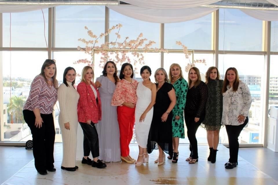 Rosy Rodriguez, Angie Botello, Silvia Olvera, Blanca Fortozo, Raquel Hernández  Cinthia Luevano, Ayme Alvarado, Rebeca Bueno, Blanca Gallegos, Claudia Ramírez y Blanca Sánchez