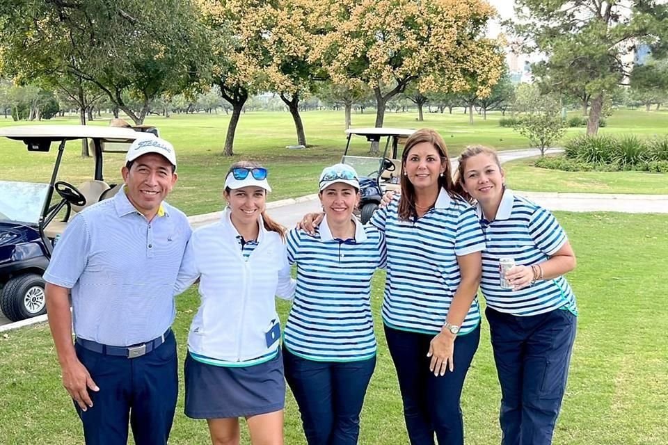 Pablo Torres, Cristy Reynoso, Paulina Garza, Ale Martinez de Treviño y Roberta Medina