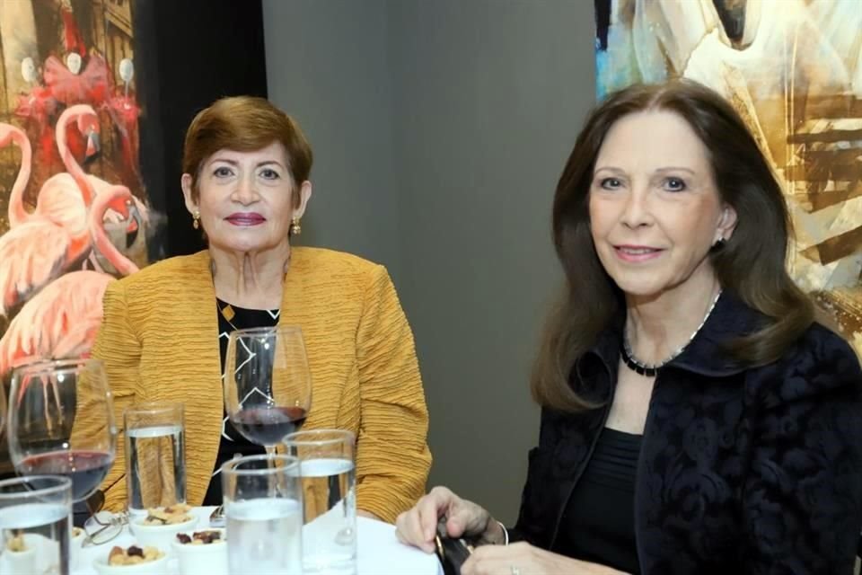 Maricela Escamilla y Atala Decanini