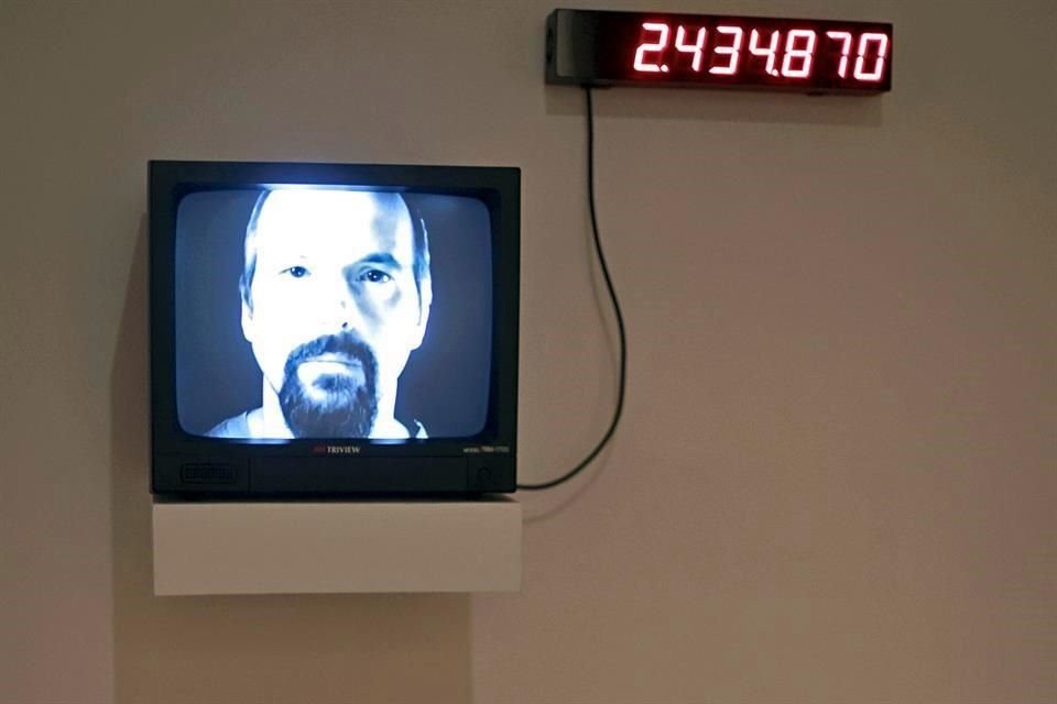 En esta pieza de la exhibición se muestra la imagen del artista estadounidense.