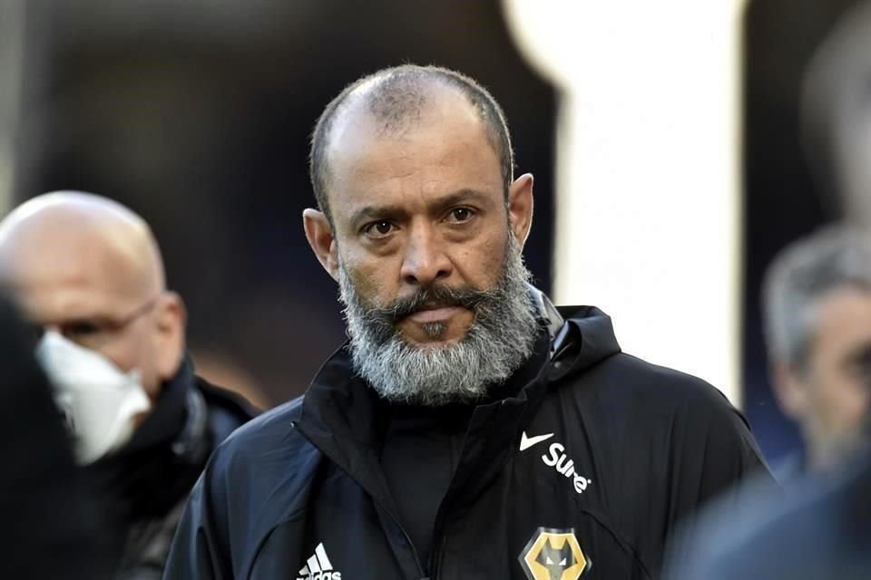 Nuno Espirito Santo no seguirá con los Lobos.