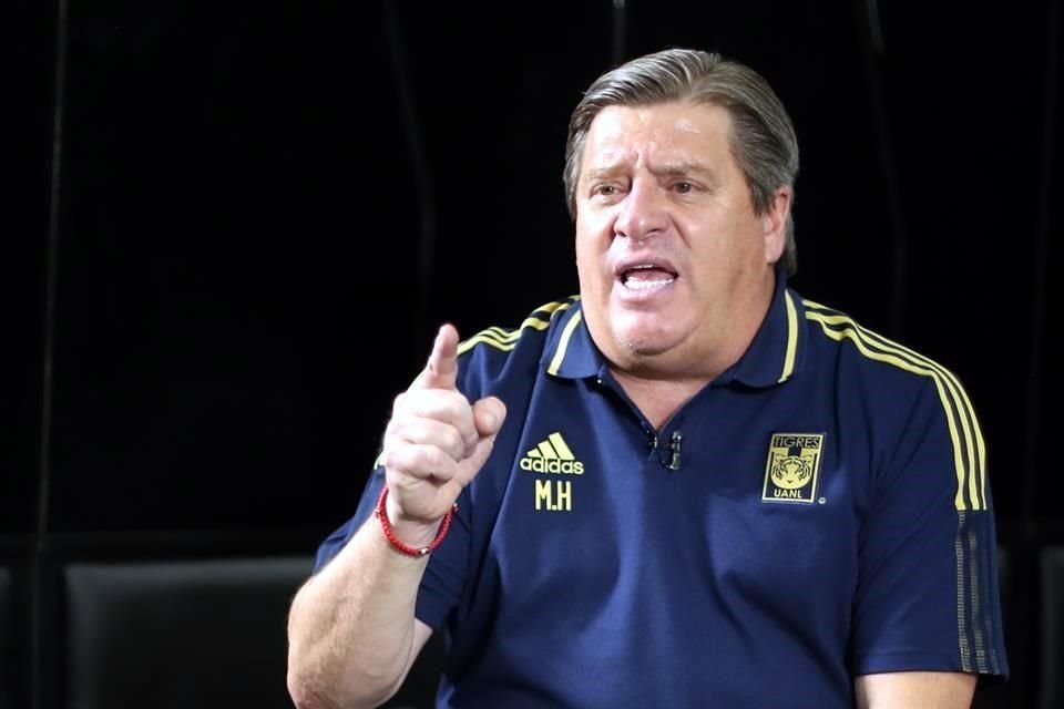 Miguel Herrera en el América hizo 32 puntos en el Clausura 2012 y 30 en el Apertura 2017.