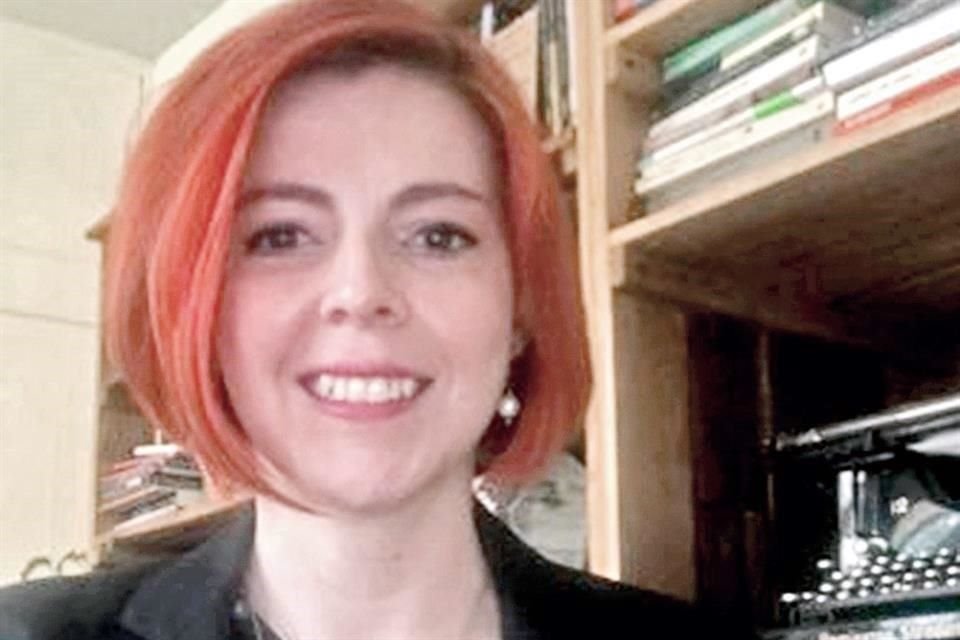 Brenda Suárez, quien tiene más de 15 años de experiencia en el diseño de libros de texto, califica como confuso el proceso que se llevó a cabo este año para el cambio de contenidos.