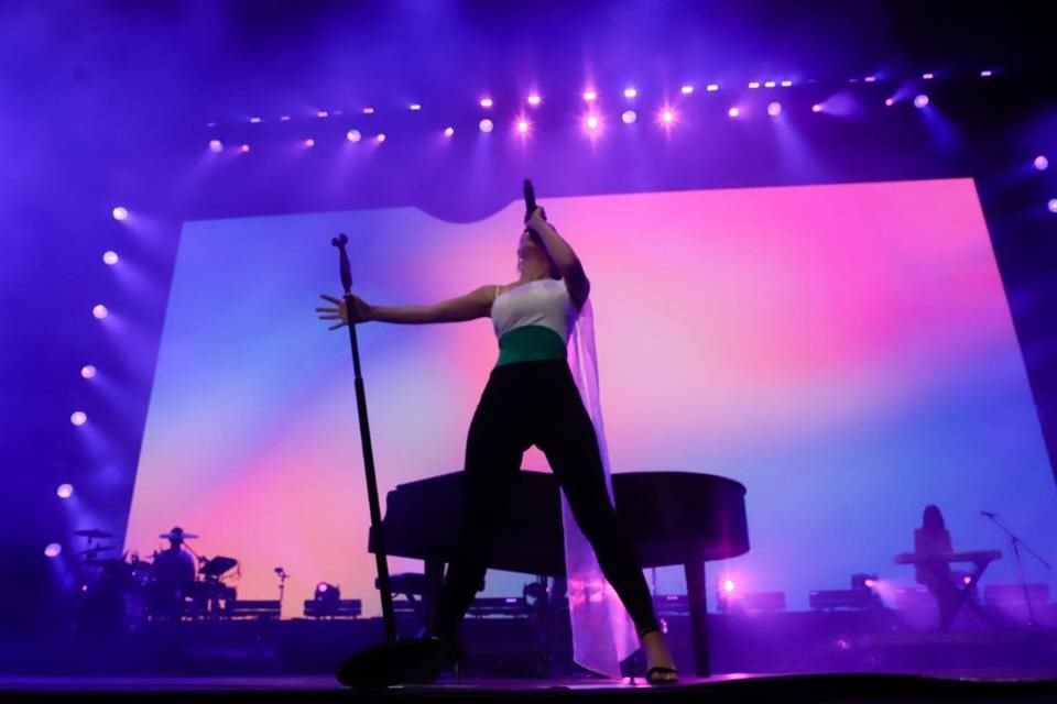 Marina en el escenario Vans del Corona Capital.