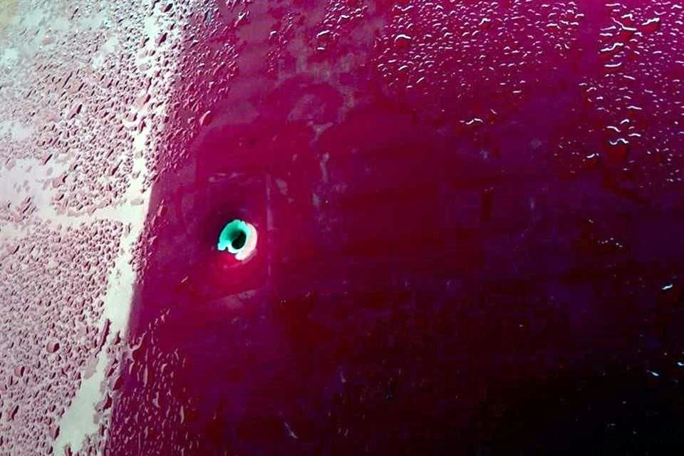 La ojiva impactó en el capacete de un auto, cuando circulaba por la Colonia Puerta de Hierro.