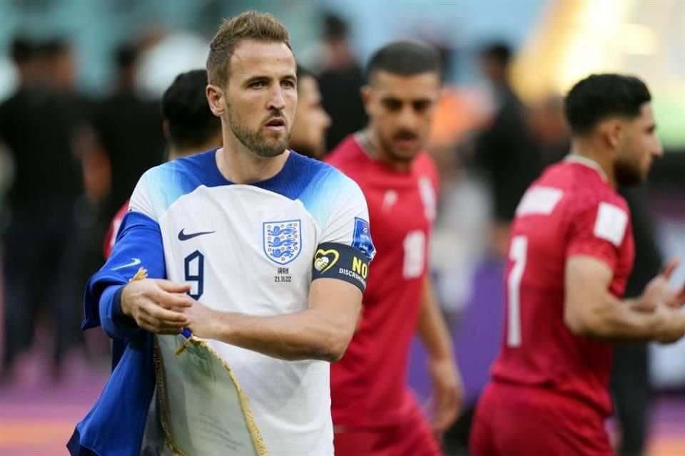 Harry Kane admitió que recibieron una notificación de FIFA, quien amenazó con una amonestación.