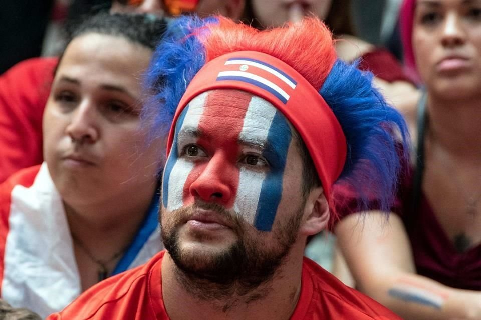 El rostro de este aficionado de Costa Rica lo dice todo.