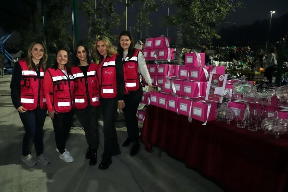 Andrea Restrepo, Mayra Macías, Gaby Beltran de De la Garza, Cruz María Cantú y Tania Guizar