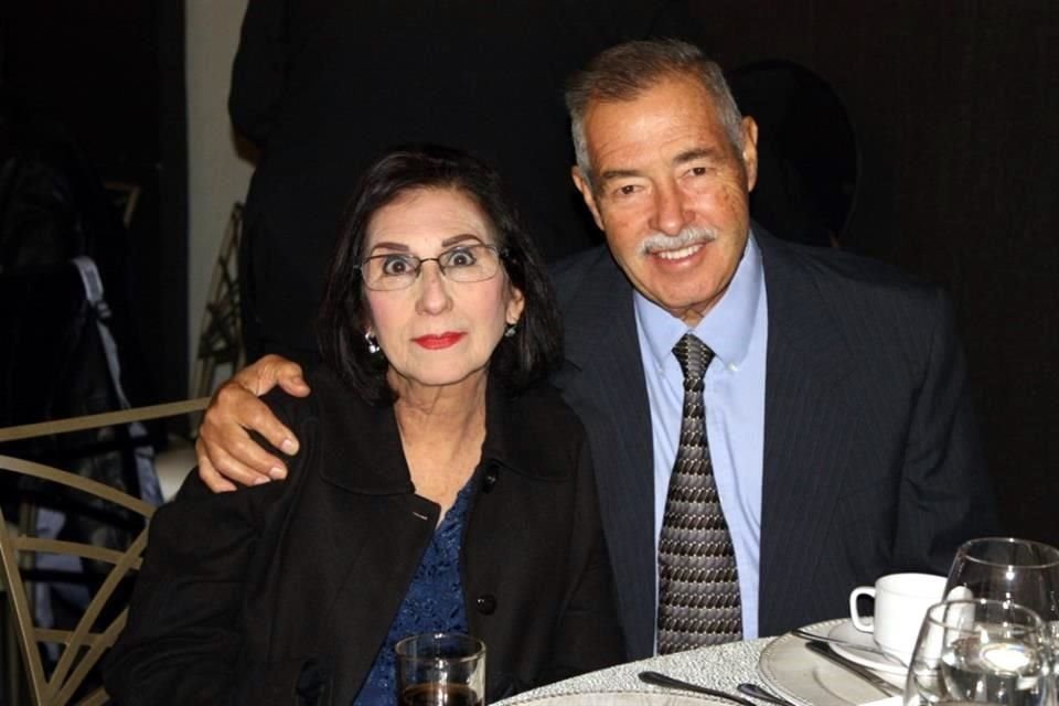 Alma Quintanilla y Armando Treviño