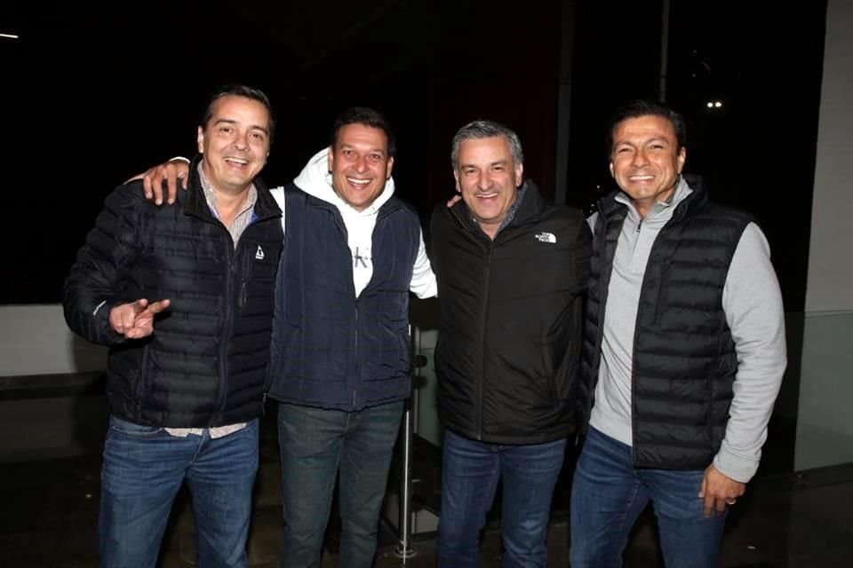 Gustavo Flores, Pedro Treto, Jesús González y Rubén Dávila