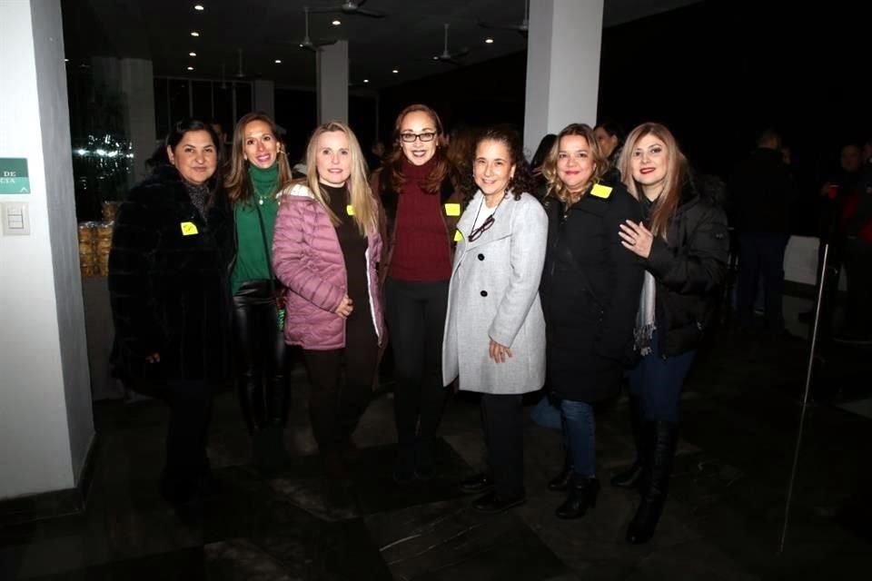 Paty Morales, Claudia Valdés, Blanca Guerra, Lula Arias, Gaby Zermeño, Mónica Molina y Ana Luisa Treviño