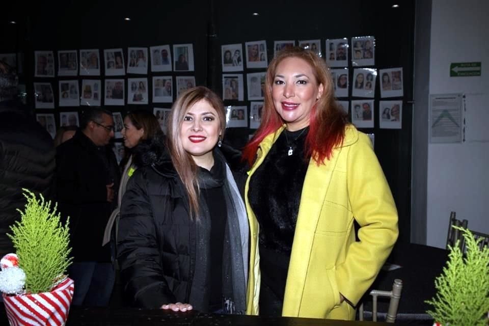 Ana Luisa Treviño y Marcela Santos