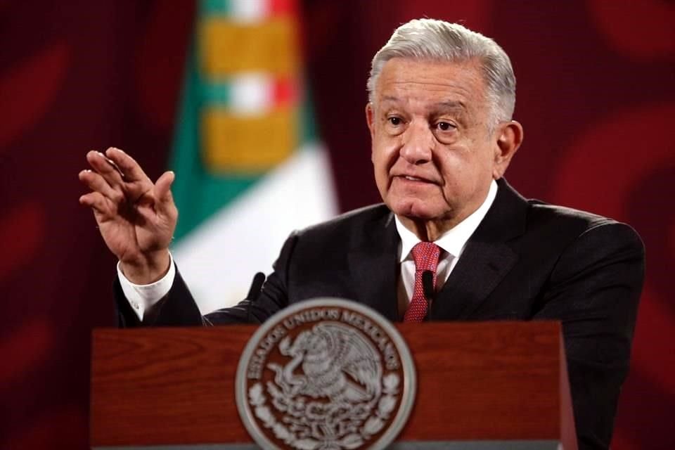 AMLO durante conferencia en Palacio Nacional.