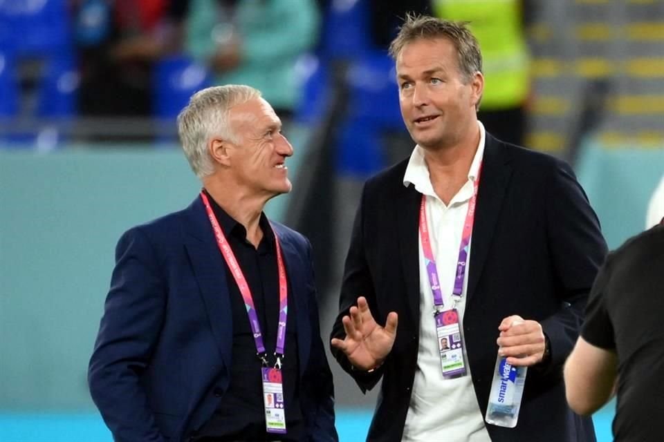 Didier Deschamps y Kasper Hjulmand, técnicos de Francia y Dinamarca respectivamente.