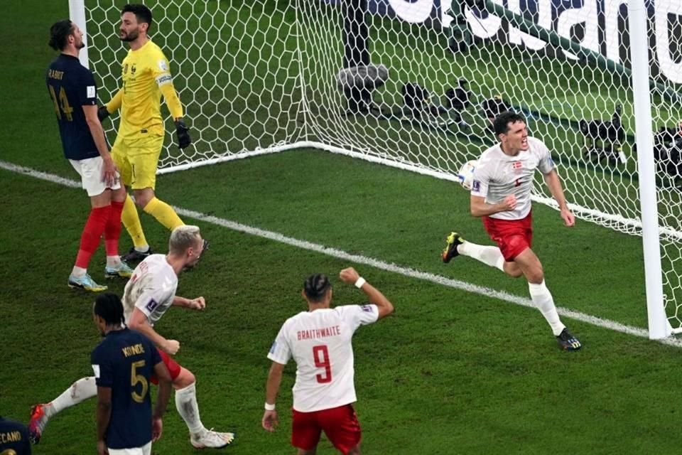 Andreas Christensen anotó el 1-1 en un tiro de esquina.