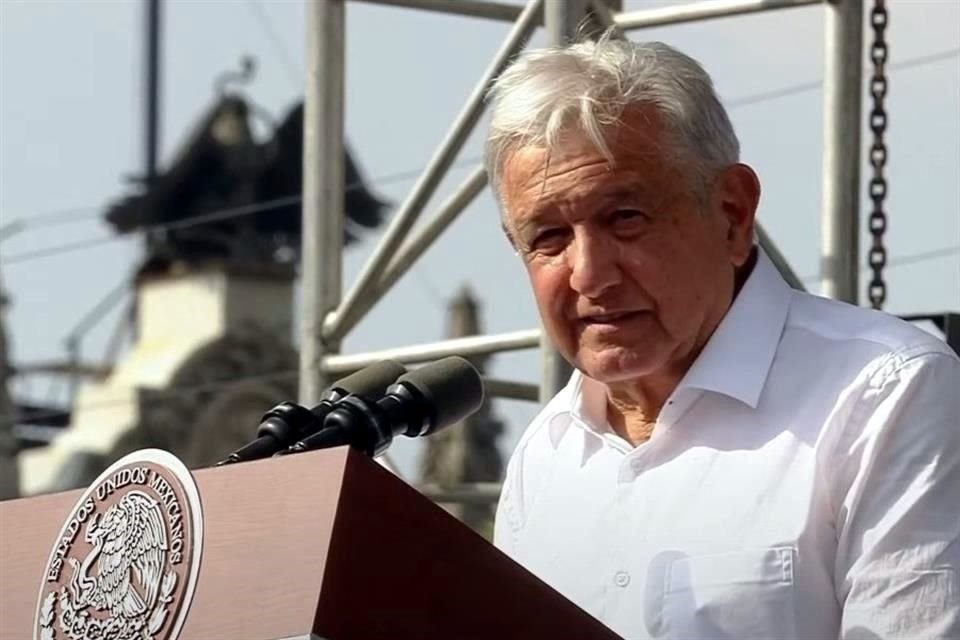 El Presidente López Obrador espera que el salario mínimo aumente 20 por ciento en 2023; 'deseo que sea acordado por unanimidad', expresó.