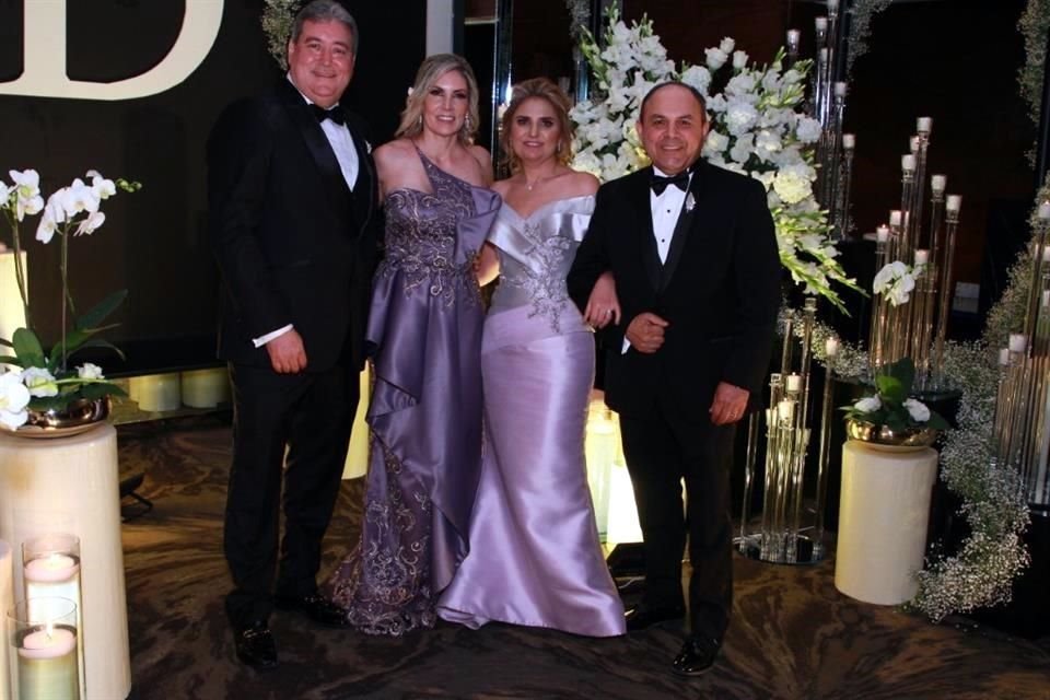 Alfonso Padrón Garza, Armida Padilla de Padrón, Alejandra García de García y Ernesto García Alanís