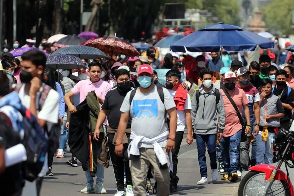 De acuerdo con las autoridades capitalinas, se estima que la CDMX llegue al semáforo verde a partir del 4 de junio.