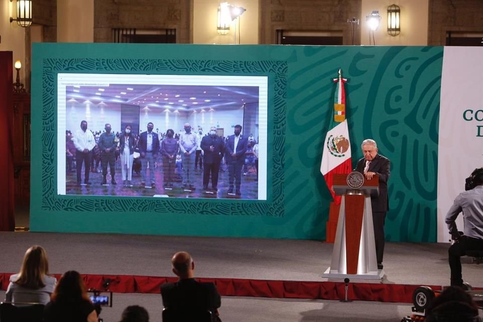 Delfina Gómez y Javier Corral tuvieron un enlace con AMLO esta mañana.