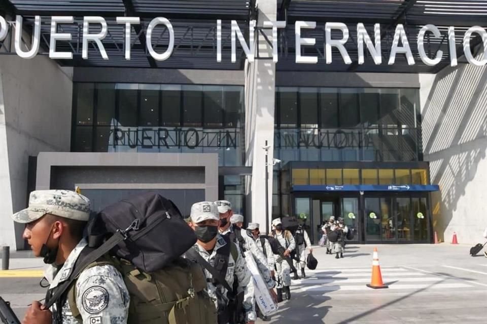 Desde agosto pasado, todos los jefes de las aduanas coordinadas por la Sedena ya eran militares.