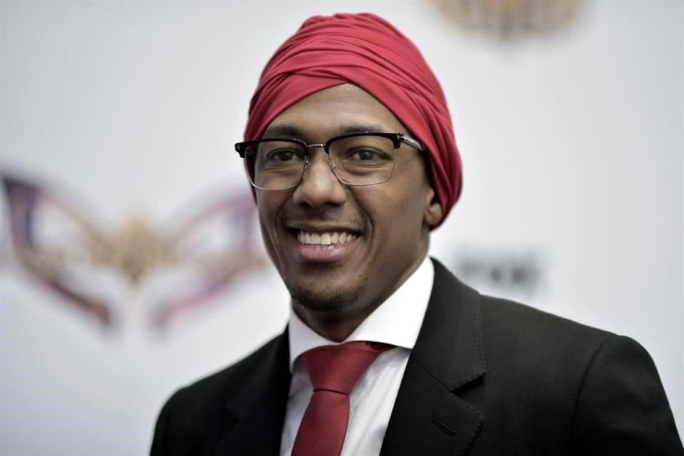 El presentador Nick Cannon fue hospitalizado por una neumonía en medio de un diagnóstico de lupus con el que vive desde hace una década.