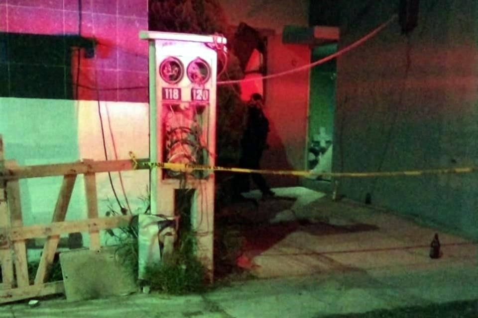La Policía de García acordonó la casa donde fue ejecutado Alejandro Rodríguez Solís.
