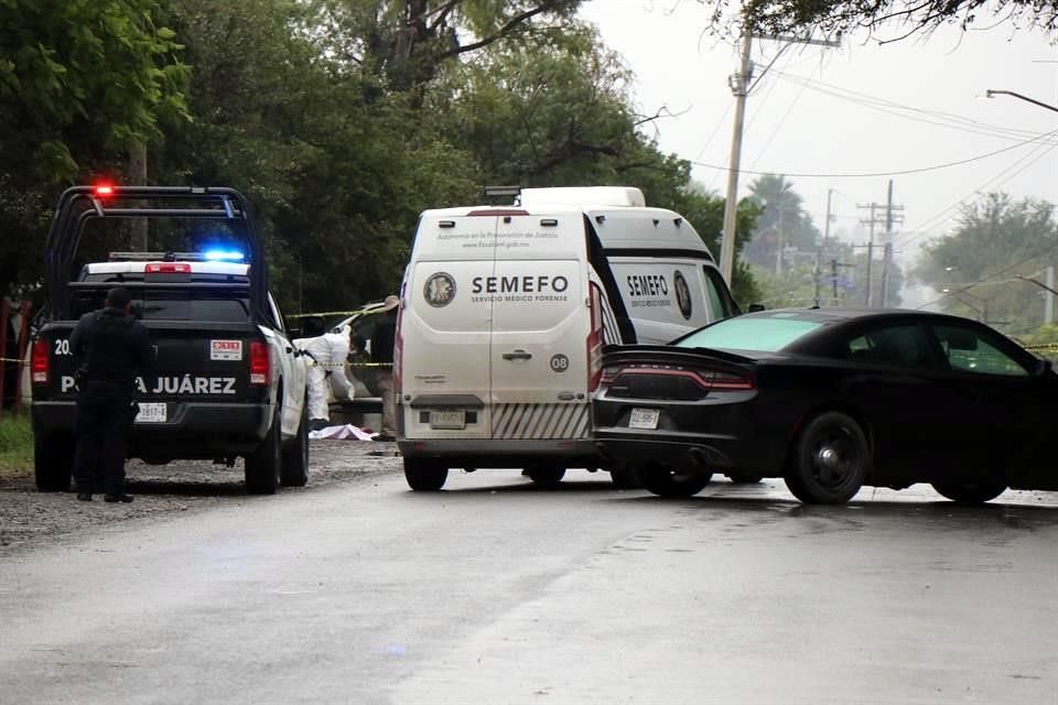 Las bolsas negras estaban tiradas en un camino que va a la Colonia San Antonio y a la Carretera a Reynosa.