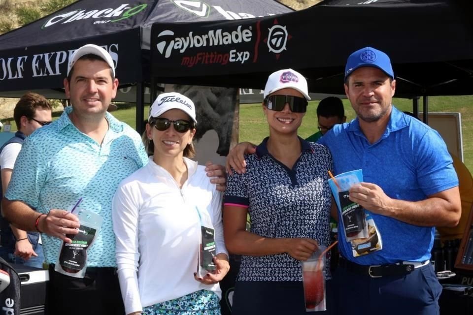 Miguel Salazar, Caro Leal, Gaby Betancourt y Javier Martínez