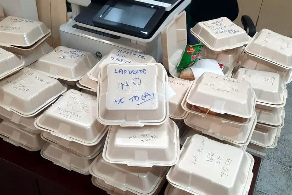 'La fuente no se toca', respondieron reporteros en el lunch enviado por la bancada de Morena.