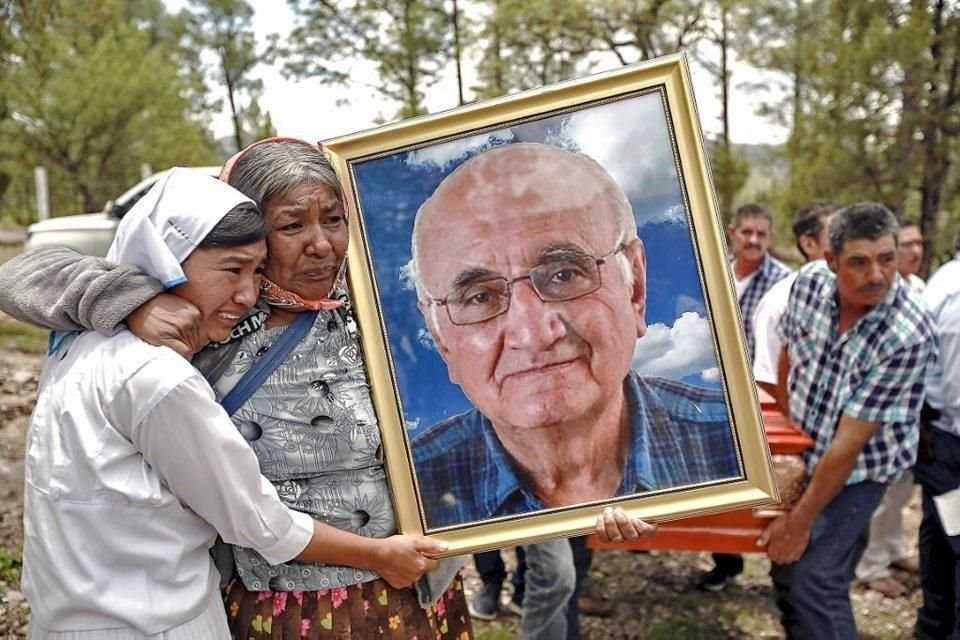 Despedida de jesuitas asesinados en Cerocaui.