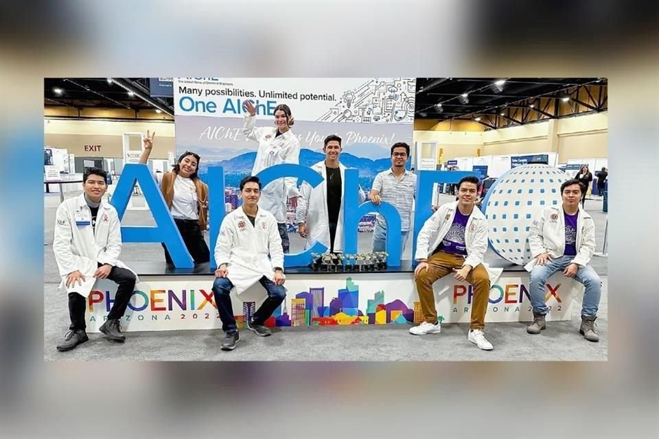Alumnos de la UANL en su participación en la AIChe Annual Student Conference 2022, realizada en Phoenix, Arizona.