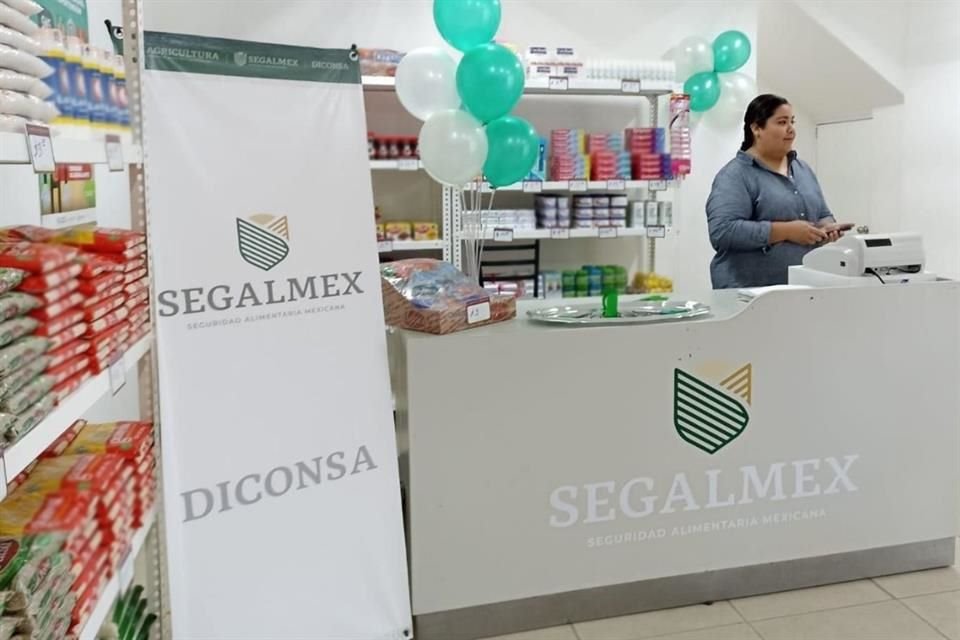 Aunque Segalmex dijo recibir 3 mil 110 toneladas de azúcar de las 7 mil 840 pactadas, FGR aseguró que contrato de 142 mdp fue simulación.