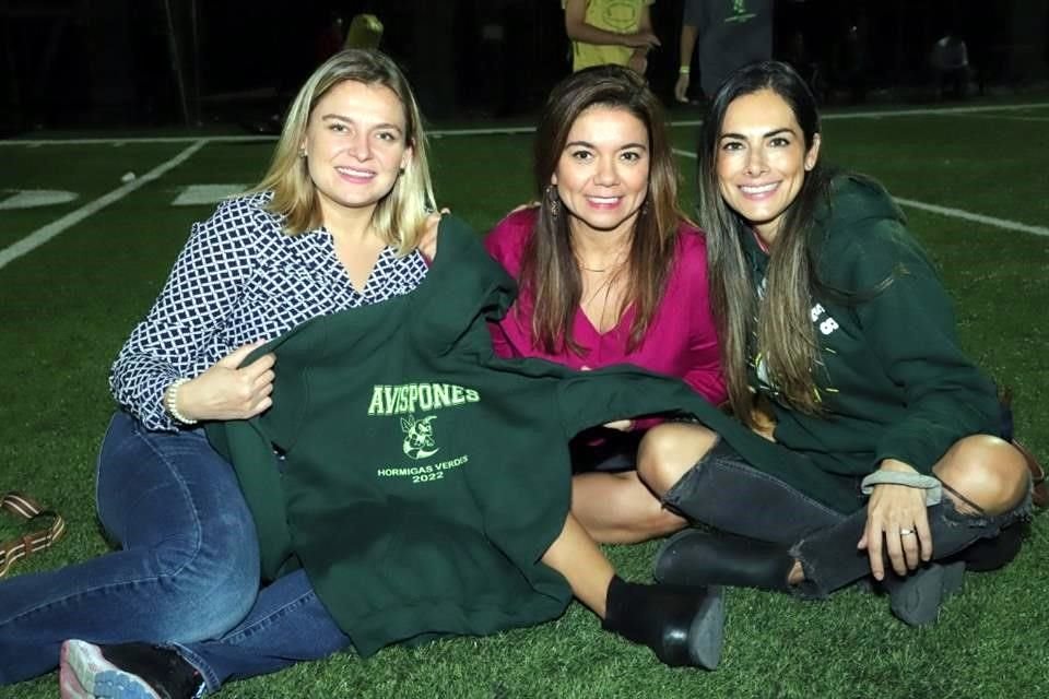 Alejandra Delgado, Gabriela Rivero y Zélida Palomo