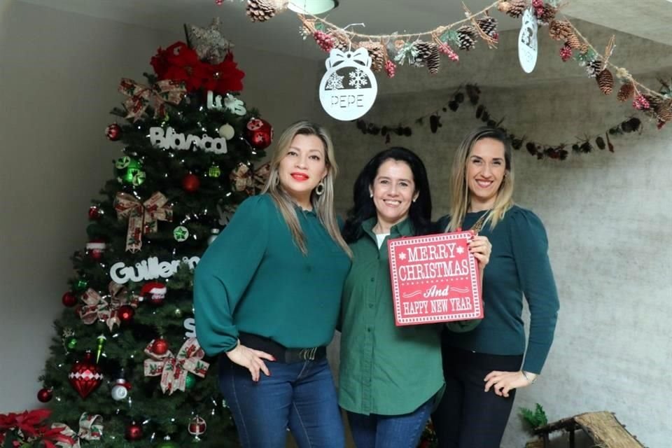 Minerva Guerrero, Irene Pineda y Myrna Hernánez